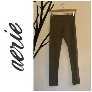 NWT Aerie leggings, M, green, full length